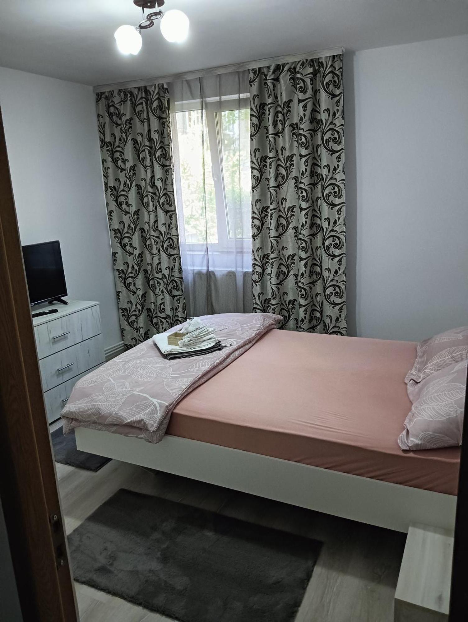 Apartament Hd2 Hunedoara Extérieur photo